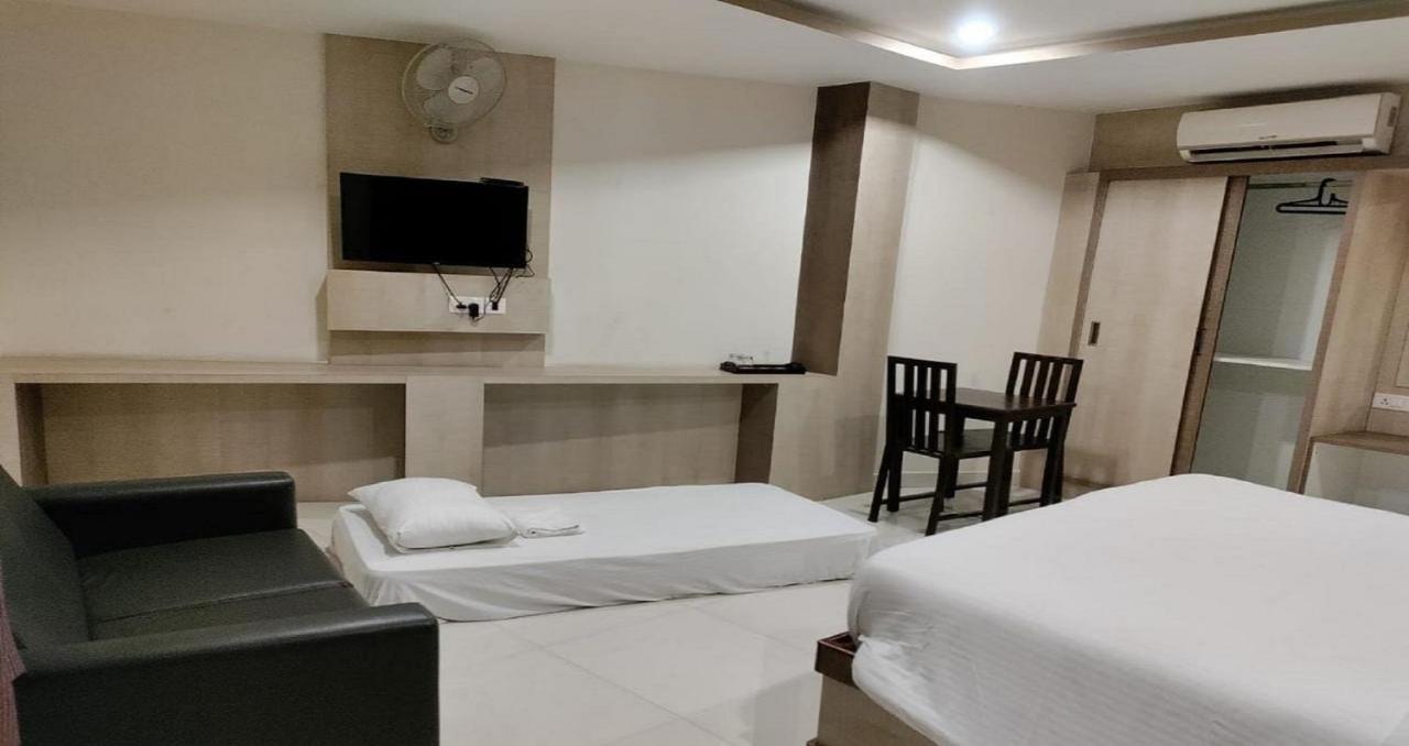 מדוראי Hotel Ramtel Inn מראה חיצוני תמונה