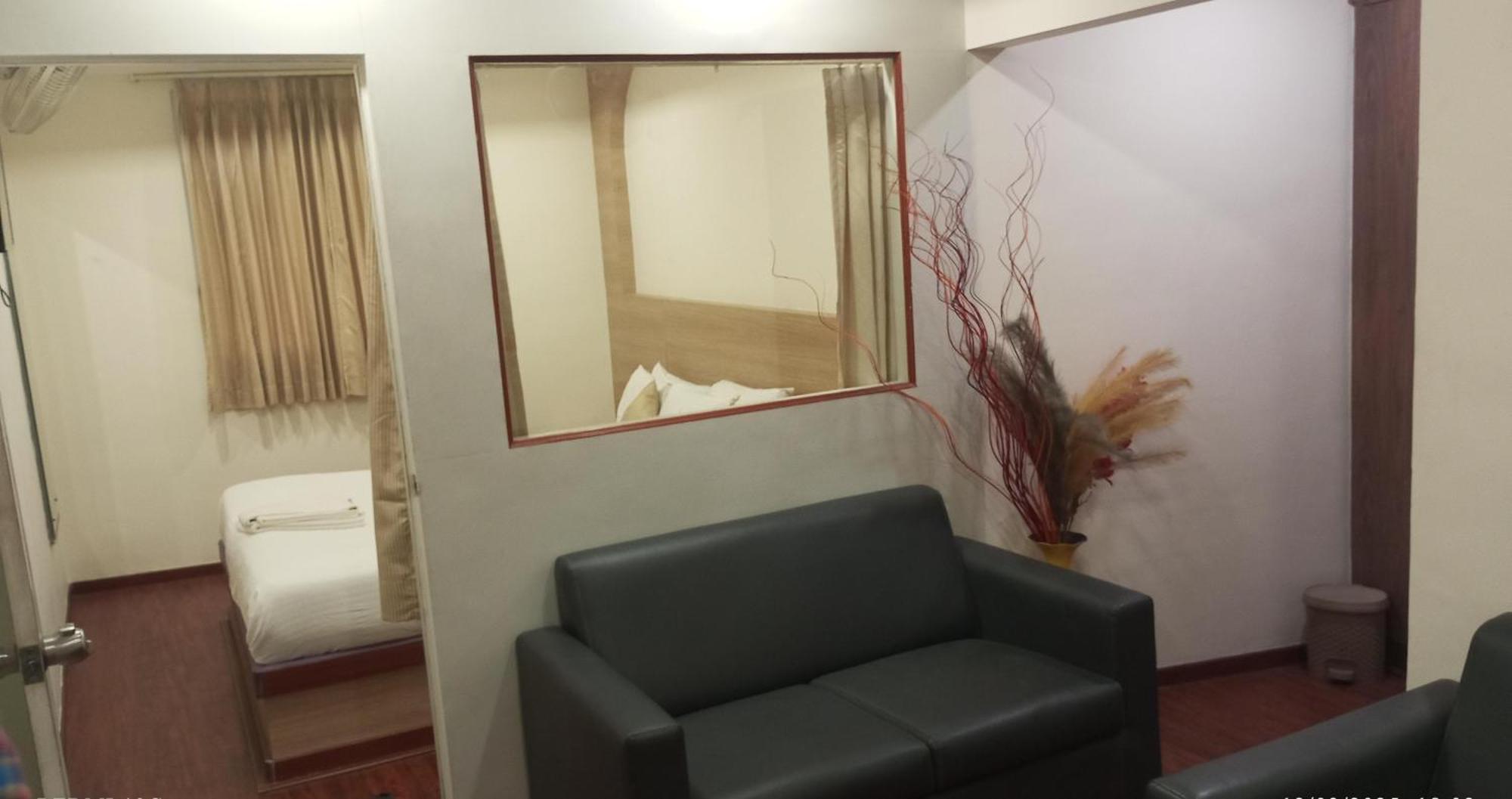 מדוראי Hotel Ramtel Inn מראה חיצוני תמונה