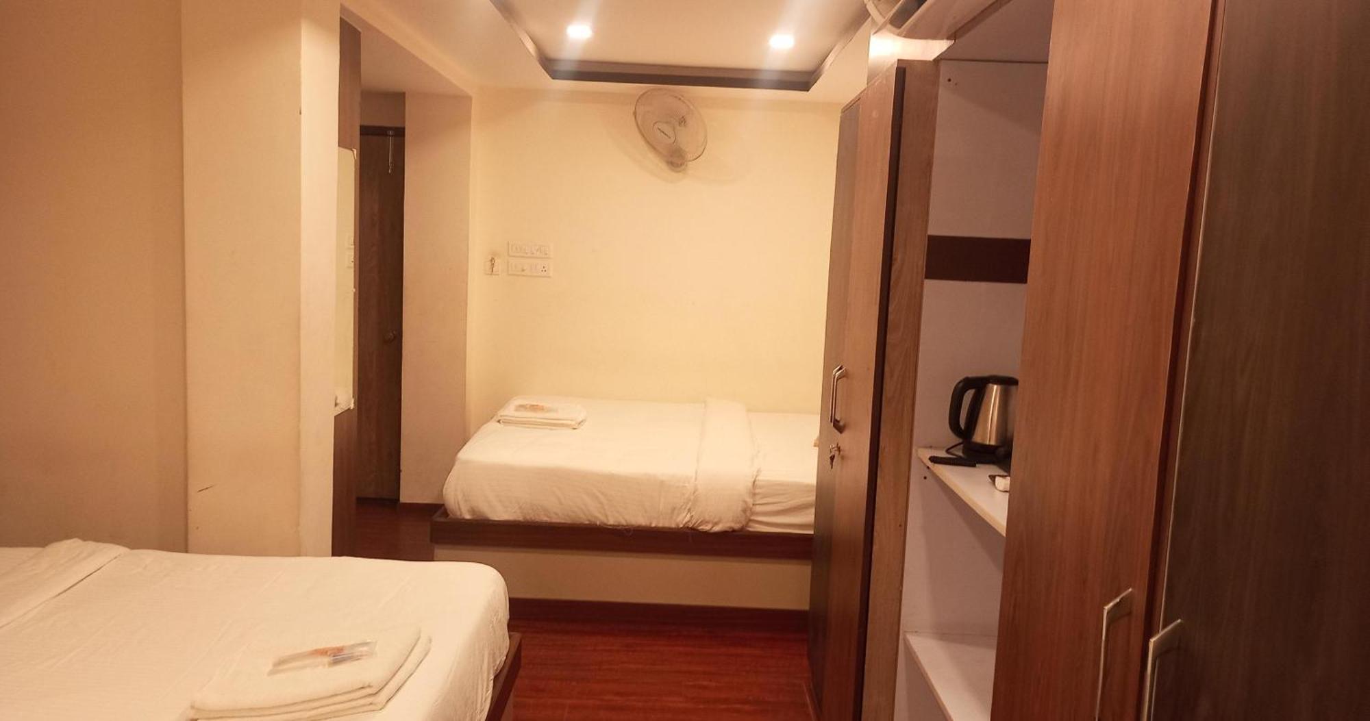 מדוראי Hotel Ramtel Inn מראה חיצוני תמונה