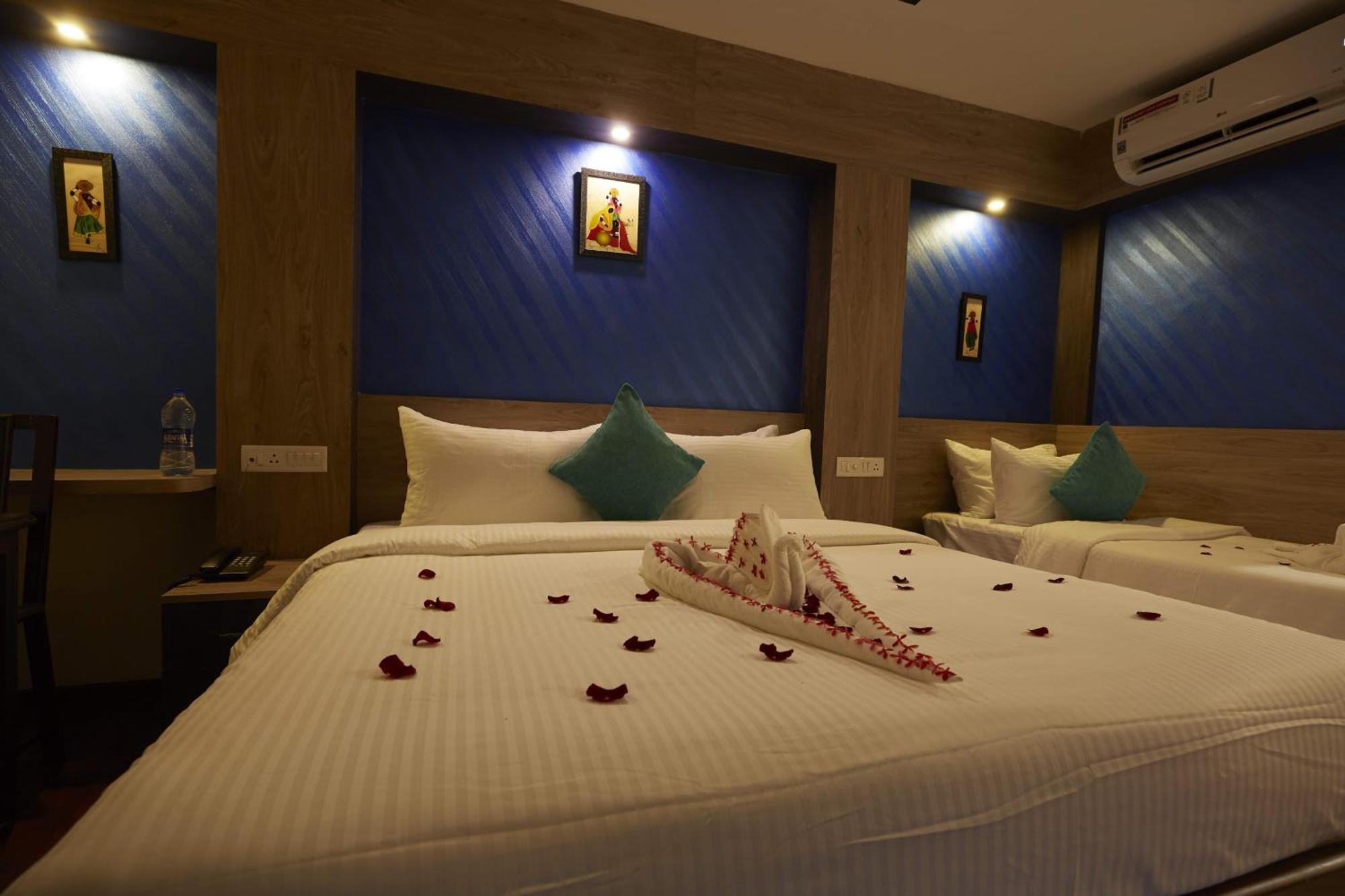 מדוראי Hotel Ramtel Inn מראה חיצוני תמונה